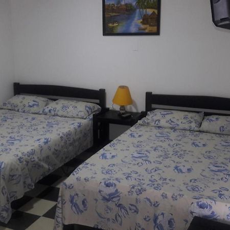 Hospedaje Santa Barbara Буґа Екстер'єр фото
