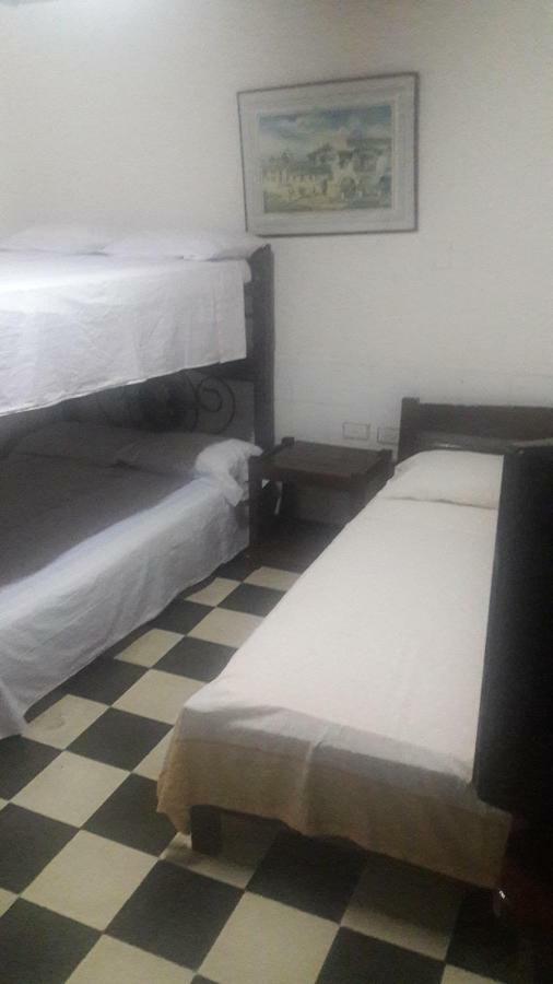Hospedaje Santa Barbara Буґа Екстер'єр фото